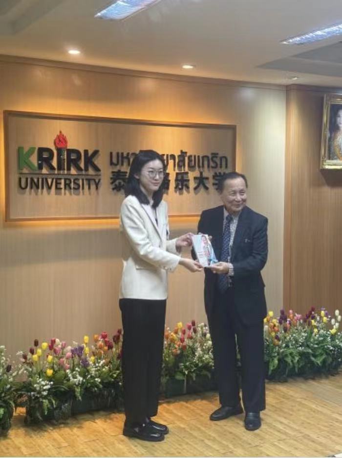 1715258023788738.jpg 2881715243649_.pic.jpg