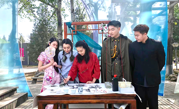 影视美术设计工作室照片9