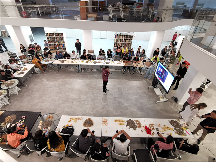 1568700389123797.jpg 国际设计学院.jpg