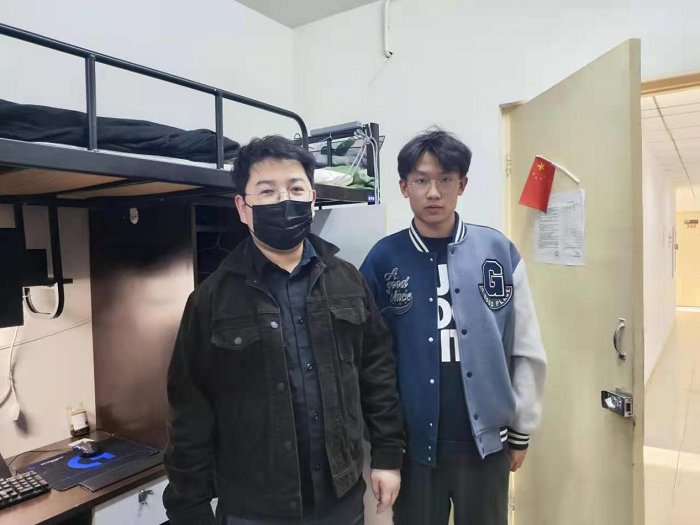 1680160298613514.png 申坤 数媒艺术22-3班班导师.png