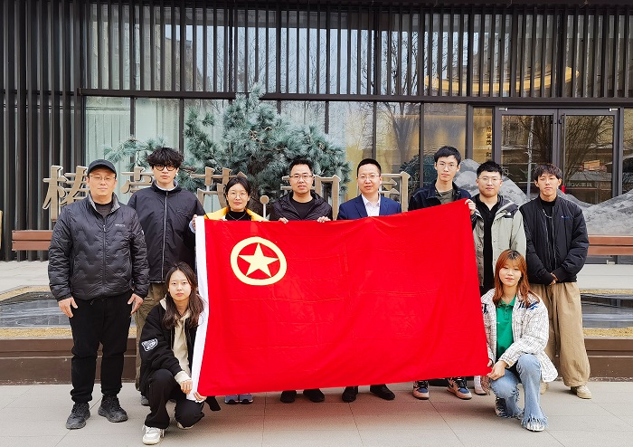 1680837857990989.jpg 6合影留念.jpg