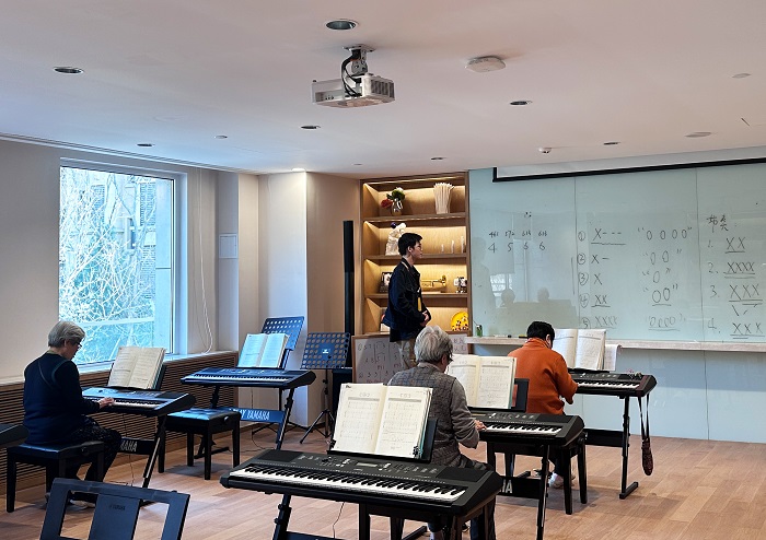 1680837894861120.jpg 10电子琴.jpg