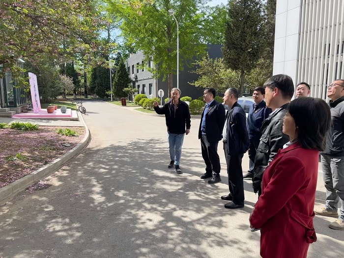 1681865614605668.jpeg 参观校园.jpeg