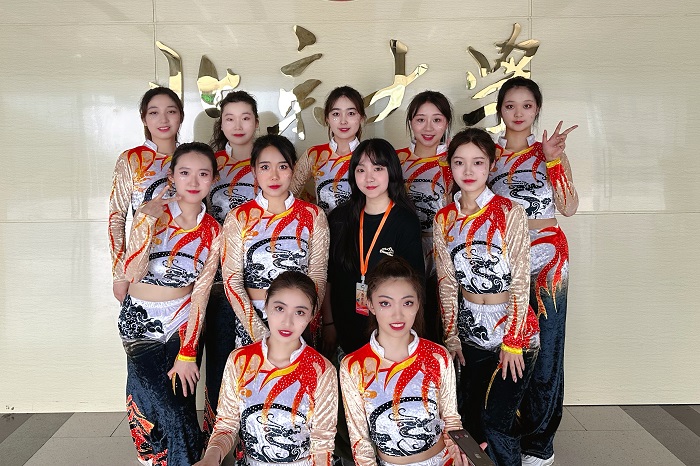 1685698993178728.jpg d4803312a9364fb6cfaa377f0b2fb71.jpg