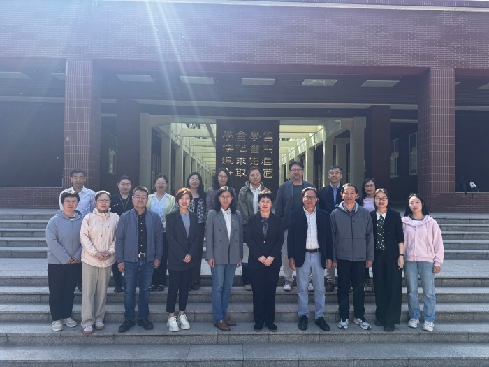 1746588380540569.jpg 4 合影.jpg