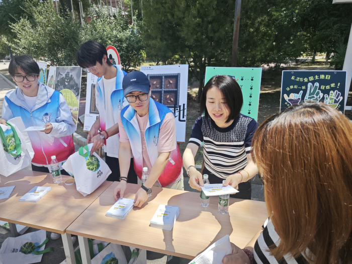 1750731227640434.png 图片2.png