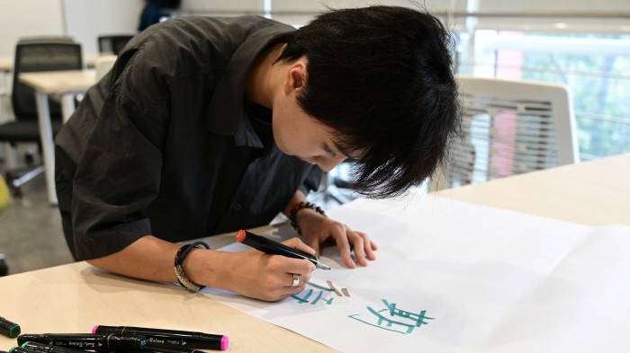 1751959823957152.jpg 课程设计2.jpg