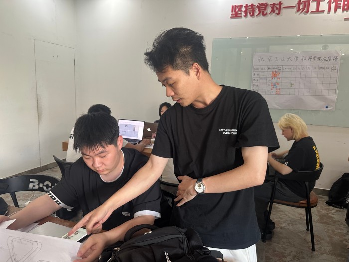 图4 企业导师指导调研资料.jpg