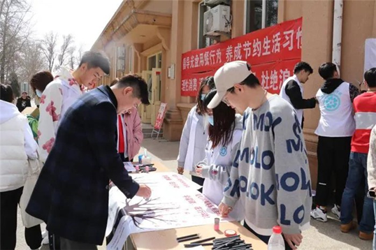 1665198558339981.png image.png